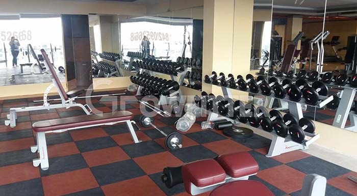 GOLDS GYM