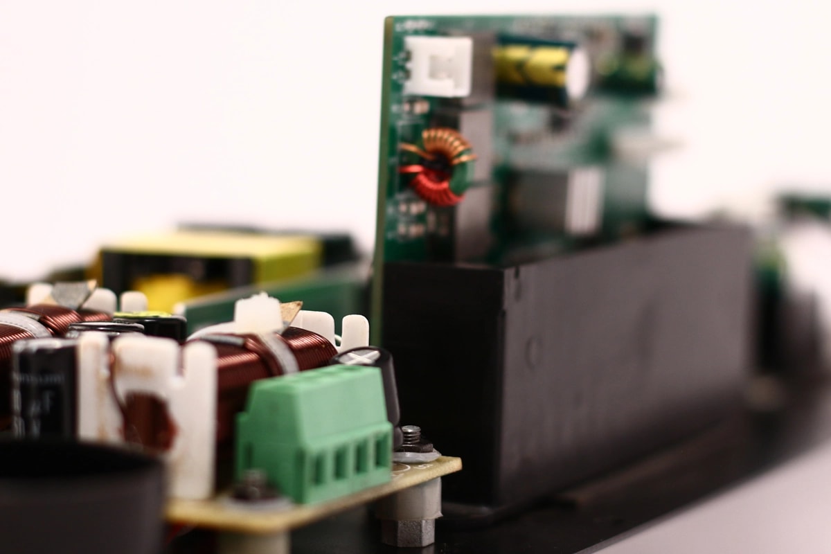 Class AB Bi-amplifier